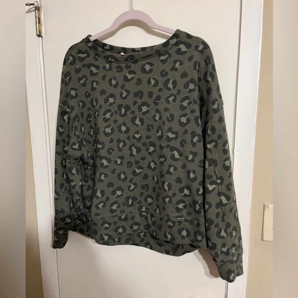 Green Leopard Print Sweatshirt